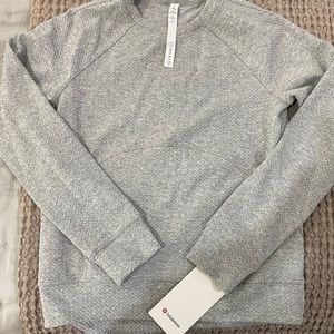 lululemon Catch A Moment Crew